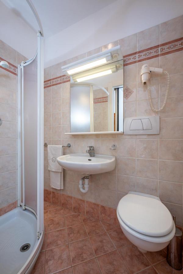 Residence Weiss Vigo di Fassa Exterior photo
